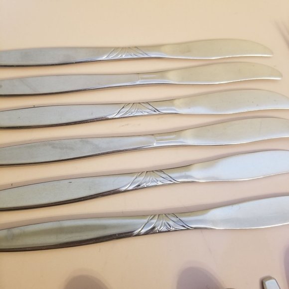 24‎ pc Supreme USA Flatware Lot Stainless Steel Gift 6 Place Setting - Picture 8 of 8